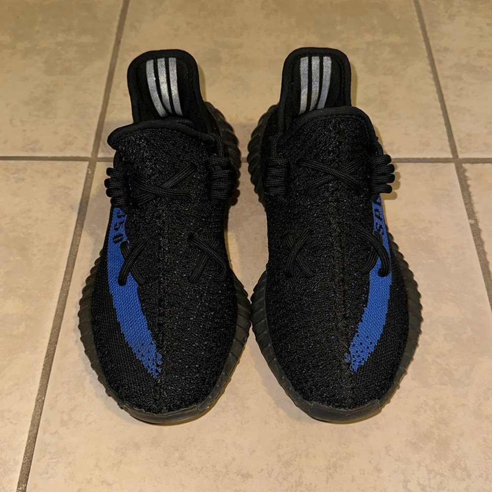 Yeezy 350 V2